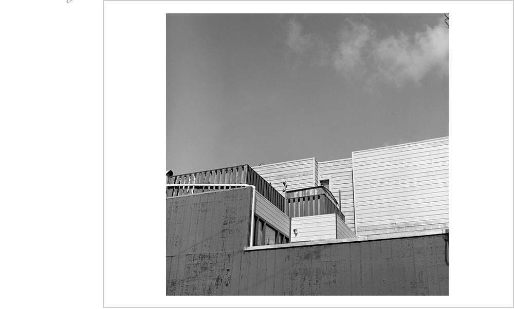 A cloud bears witness to the entropy of perfection.