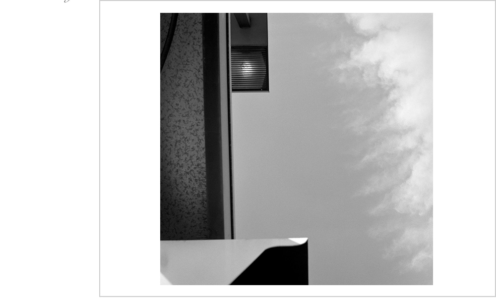 Standing on the B.A.R.T. platform I search the skies for signs of beauty. Found it